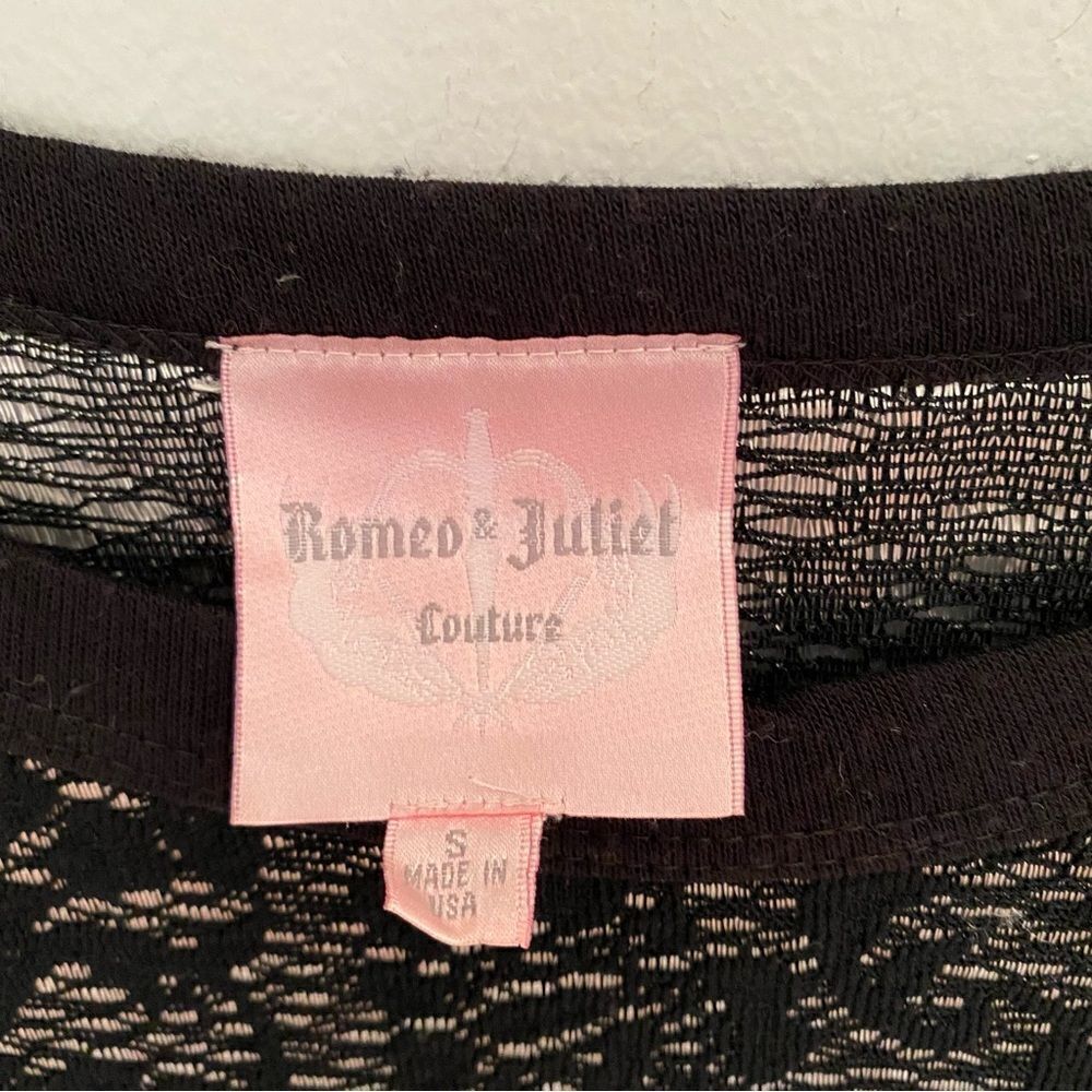 Romeo & Juliet Couture Women’s Long Sleeve Lace Detail Top - Picture 2 of 3